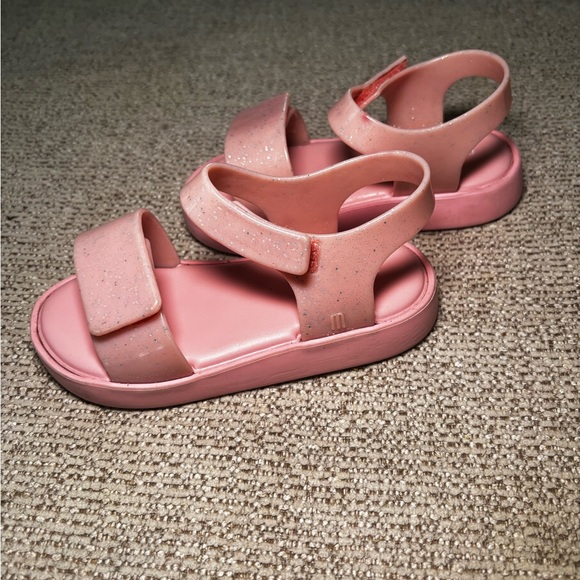 Mini Melissa Jump Sandal - Picture 2 of 4